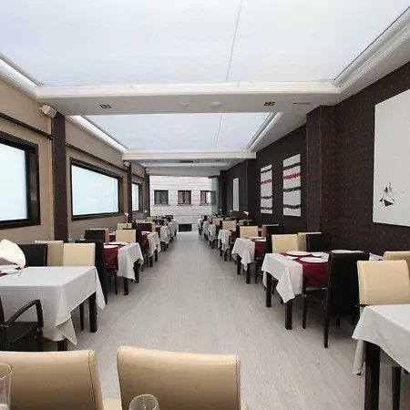 Cardenal Hotel 4*
