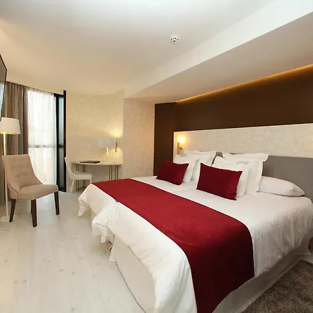 Cardenal Hotel 4*