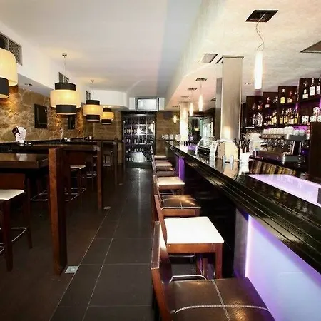 Cardenal Hotel
