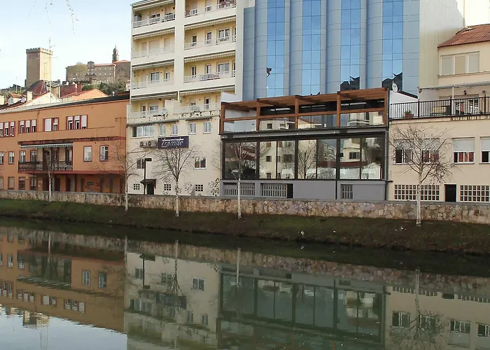 מלון Cardenal 4*