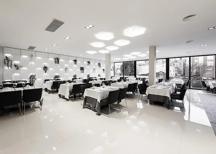 Otel Cardenal Monforte De Lemos